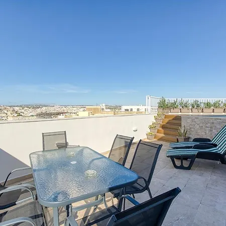 Appartamento A 3br Sky Penthouse With Private Pool & Bbq By 360 Estates *