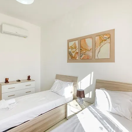 A 3br Sky Penthouse With Private Pool & Bbq By 360 Estates *